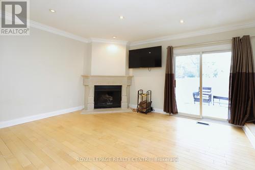 16 - 1021 Cedarglen Gate, Mississauga, ON 