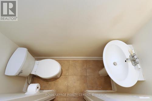 16 - 1021 Cedarglen Gate, Mississauga, ON 