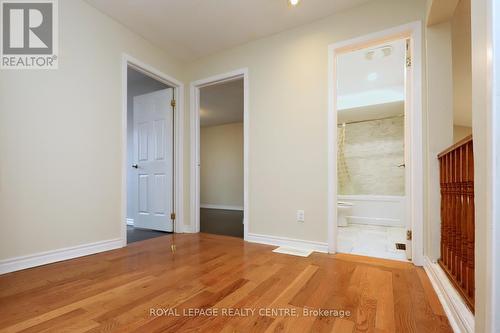 16 - 1021 Cedarglen Gate, Mississauga, ON 