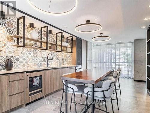1807 - 251 Manitoba Street, Toronto, ON - Indoor Photo Showing Dining Room