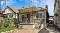 19 MONTCALM AVENUE  Toronto, ON M6E 4N5