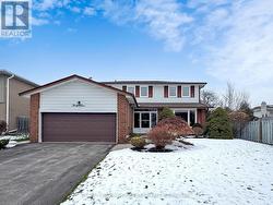 34 CHARADE COURT  Toronto, ON M1W 1C8