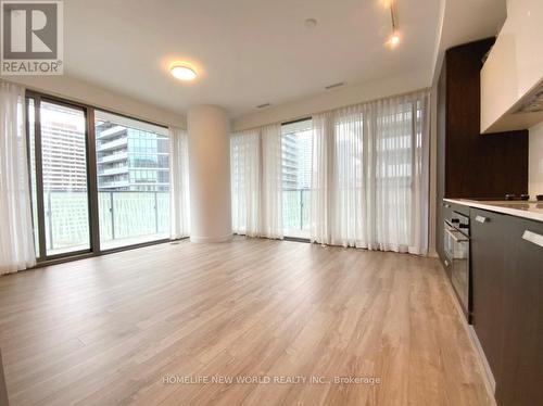 905 - 50 Charles Street E, Toronto, ON - Indoor