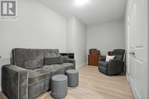 112 - 306 Essa Road, Barrie, ON - Indoor