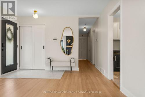 942 Elsett Drive, Ottawa, ON - Indoor Photo Showing Other Room