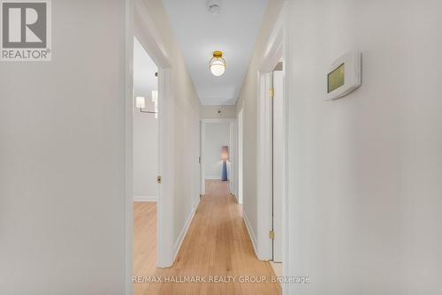 942 Elsett Drive, Ottawa, ON - Indoor Photo Showing Other Room