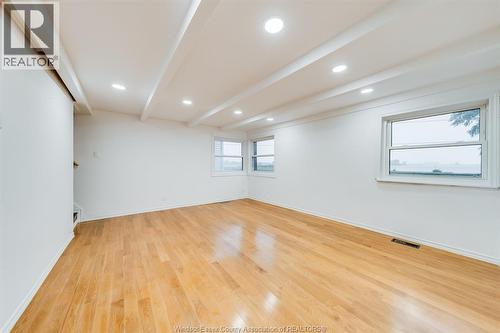 8057 Riverside Drive East, Windsor, ON - Indoor Photo Showing Other Room
