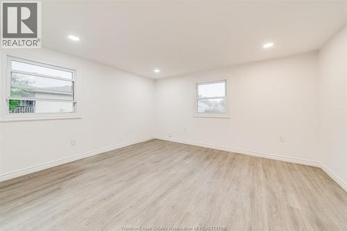 8057 Riverside Drive East, Windsor, ON - Indoor Photo Showing Other Room
