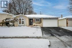 112 THOMAS Street  Cambridge, ON N3C 3C7