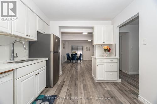 Unit 3 - 1306 Guelph Line, Burlington, ON - Indoor Photo Showing Kitchen