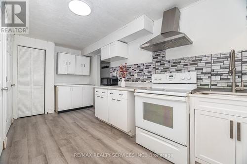 Unit 3 - 1306 Guelph Line, Burlington, ON - Indoor Photo Showing Kitchen