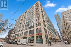 404 - 135 DALHOUSIE STREET  Toronto, ON M5B 2S1