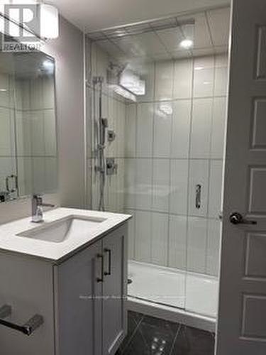 603 - 1415 Dundas Street E, Oakville, ON - Indoor Photo Showing Bathroom