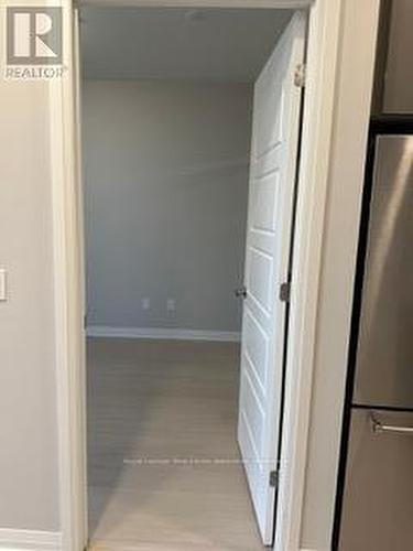 603 - 1415 Dundas Street E, Oakville, ON - Indoor Photo Showing Other Room
