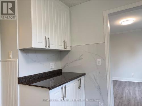 5672 Drummond Road, Niagara Falls, ON - Indoor