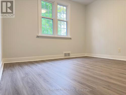 5672 Drummond Road, Niagara Falls, ON - Indoor Photo Showing Other Room