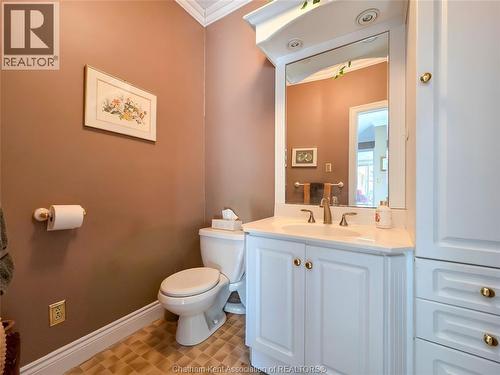 79 Lynnwood Avenue, Chatham, ON - Indoor Photo Showing Bathroom
