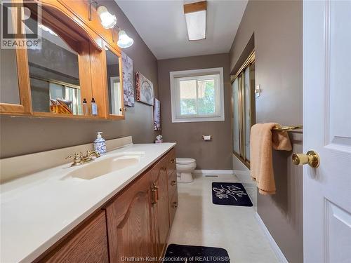 79 Lynnwood Avenue, Chatham, ON - Indoor Photo Showing Bathroom