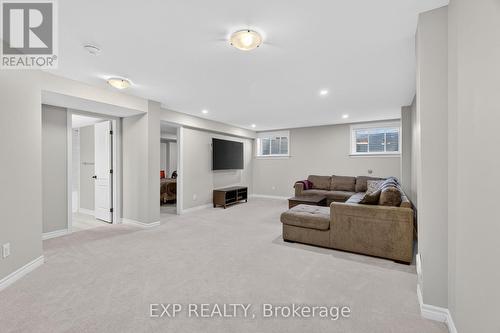 1375 Monarch Drive, Kingston (City Northwest), ON - Indoor Photo Showing Other Room