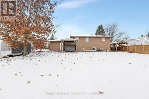 7028 Shadow Ridge Drive, Ottawa, ON - Outdoor