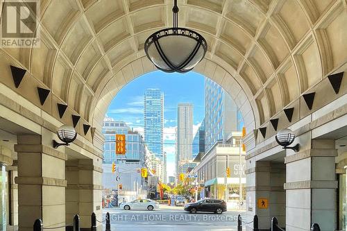 1201 - 38 Avenue Road, Toronto, ON - 