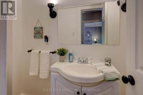 204 King Street W, Gananoque, ON - Indoor Photo Showing Bathroom