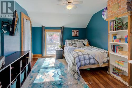 204 King Street W, Gananoque, ON - Indoor Photo Showing Bedroom