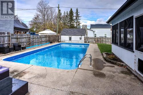 204 King Street W, Gananoque, ON - Outdoor With In Ground Pool
