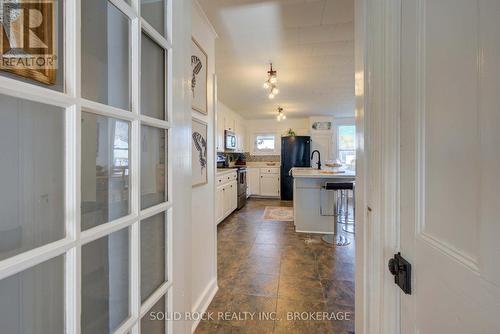 204 King Street W, Gananoque, ON - Indoor