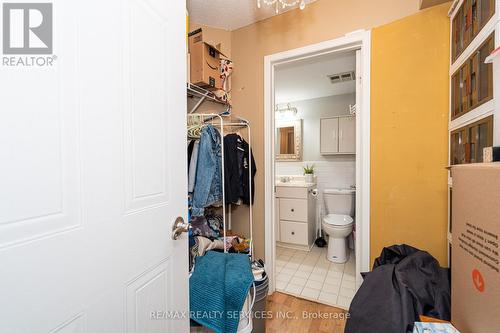 1713 - 1478 Pilgrims Way, Oakville, ON - Indoor