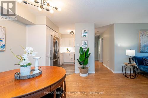 1713 - 1478 Pilgrims Way, Oakville, ON - Indoor