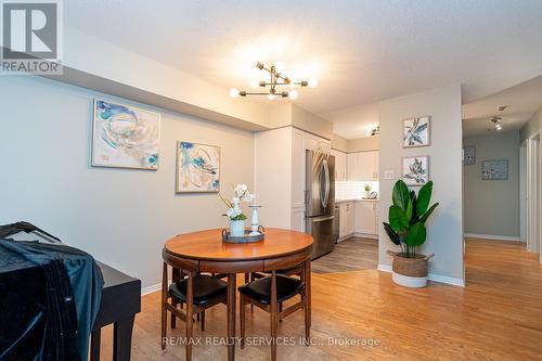 1713 - 1478 Pilgrims Way, Oakville, ON - Indoor Photo Showing Dining Room