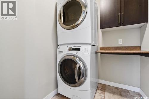 6112 Koep Avenue, Regina, SK - Indoor Photo Showing Laundry Room