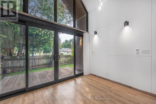 742 9Th Line, Innisfil, ON - Indoor Photo Showing Other Room