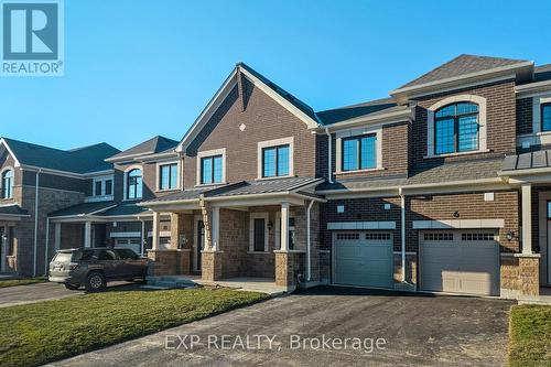Brand New Luxury Townhome - 8 Vinewood Crescent, Barrie, ON - Outdoor With Facade