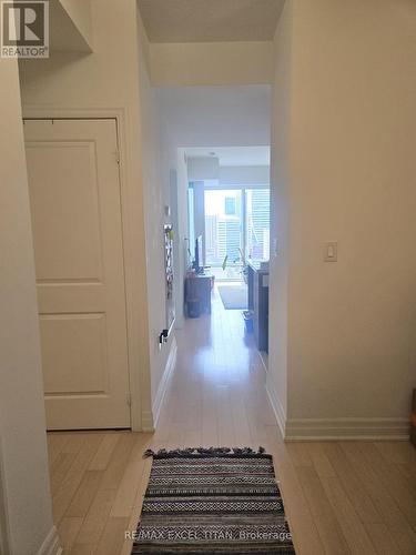 2203 - 8 The Esplanade, Toronto, ON - Indoor Photo Showing Other Room