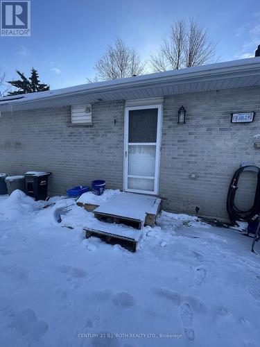 8 Daphne Crescent, Barrie, ON - Outdoor