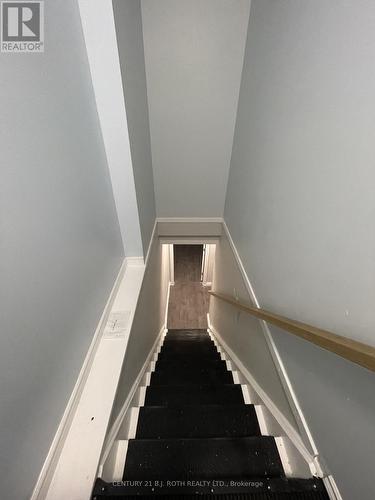 8 Daphne Crescent, Barrie, ON - Indoor Photo Showing Other Room