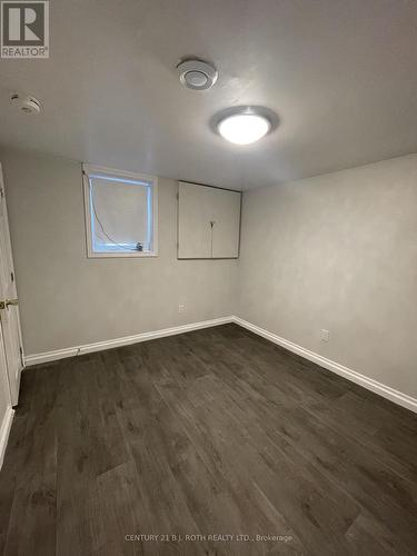 8 Daphne Crescent, Barrie, ON - Indoor Photo Showing Other Room