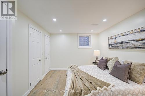 1088 Venus Crescent, Oshawa, ON - Indoor Photo Showing Bedroom
