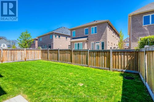 3263 Donald Mackay Street, Oakville, ON - Outdoor