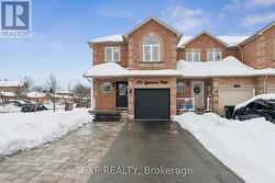 104 SYDENHAM WELLS  Barrie, ON L4M 6R5