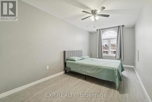 104 Sydenham Wells, Barrie, ON - Indoor Photo Showing Bedroom
