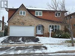 41 CLEETHORPES BOULEVARD  Toronto, ON M1S 2S7