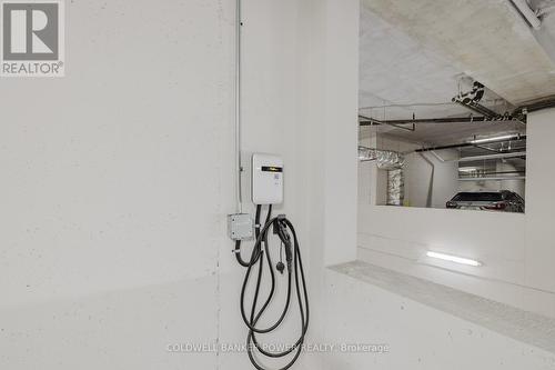 1103 - 260 Villagewalk Boulevard, London North (North R), ON - 