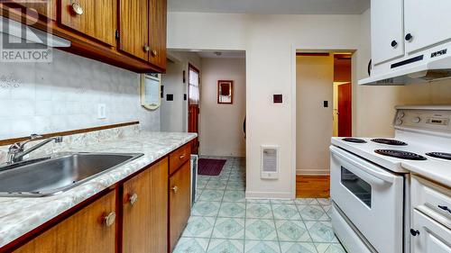 24 Ruth Avenue, Mount Pearl, NL - Indoor Photo Showing Kitchen