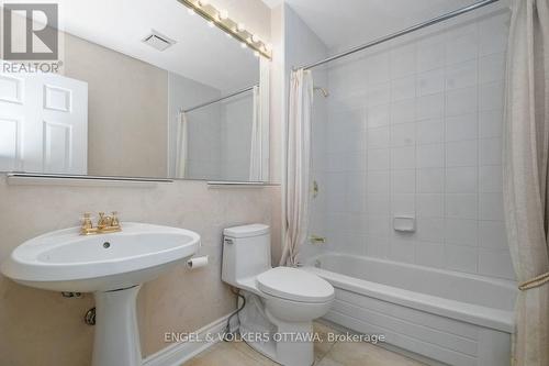 25 Bittern Court, Ottawa, ON - Indoor Photo Showing Bathroom