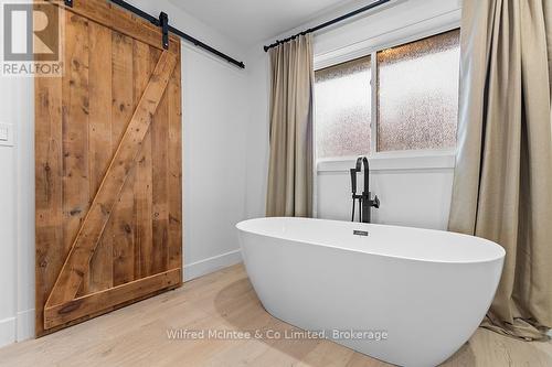 72 Victoria Street S, Saugeen Shores, ON - Indoor Photo Showing Bathroom