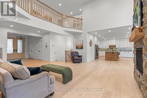 72 Victoria Street S, Saugeen Shores, ON - Indoor