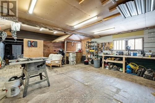 70399 Perth Road 164, South Huron (Usborne), ON - Indoor Photo Showing Garage